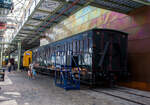 Der „viele T�ren Wagen“ ein 3.