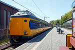 Der NS Koploper ICM 4011 (NL-NS 94 84 4385011-0), ein dreiteilige Elektrotriebwagenzug vom Typ ICM / Plan Z (Koploper), am 29 April 2025 im Het Spoorwegmuseum (bis 2005 NSM - Nederlands Spoorwegmuseum