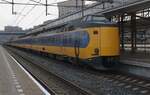 Am Morgen von 22 November 2025 treft NS 4083 in Amersfoort ein. Innerhalb zwei Jahre sollen diese Triebzüge von die Niederlandische Gleisen verschwunden sein.