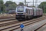 Neu ist der Stahlzug von Beverwijk nach Maastricht-Beatrixhaven, von RFO bef�rdert.