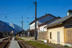 Das Empfangsgebäude Bahnhof Ebensee am Traunsee am 03 April 2025.
