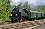 ÖGEG 77.28 steht am 31 Mai 2009 mit ein Dampfpendel in Timelkam.