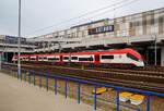 Der vierteilige Pesa ELF – EN76 – 026 (94 51 2 140 215-6 bis 94 51 2 140 218-0 PL-PLKW) „Wojeództwo Wielkopolki“ (Woiwodschaft Großpolen, die Hauptstadt der