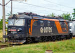   Die 181 144-7 (91 51 3 150 721-1 PL-ID), ex ČD 181 144-7, eine ET23 der LOTOS Kolej ist am 27.06.2017 in Rzepin / Polen (deutsch Reppen) abgestellt.