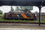 Die an die STK S.A. Transport Kolejowy, Wrocław (Breslau) vermietete 181 031-6 (91 51 3 150 726-6) der Koleje Czeskie Spółka z o.o. (ex CD Cargo Poland Sp. z o.o.) steht am 25 Juni 2017 beim polnischen Bahnhof Gniezno (Gnesen).

Diese Co’Co’ Loks vom Typ Škoda 31E2 werden in Polen als Baureihe ET 23 bezeichnet und stammen aus dem Bestand der  ČD (České dráhy, deutsch Tschechische Bahnen).

Die PKP hatte nie diese Maschinen gekauft, doch 2005 gelangten die ersten Exemplare (181 009, 039 und 116) an private polnische Eisenbahnunternehmen wie PCC-Rail und LOTOS Kolej. Sie waren bei der CD überflüssig geworden, da ein Überbestand vorhanden war und vor allem die Tendenz bestand, sechsachsige Maschinen durch vierachsige zu ersetzen. In den Folgejahren kamen viele weitere 181er nach Polen, wobei die meisten immer noch Eigentum der  CD bzw. der CD-Cargo sind und an die polnischen Betreiber nur vermietet sind (wie diese hier auch).