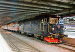   Die T�GAB Rc3 1062 (91 74 1031 062-2), T�GAB steht f�r T�g�keriet i Bergslagen AB, hat am 20.03.2019 mit einem Personenzug Stockholm Central erreicht.