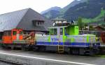 BLS Tm 082 mit Ladekran und Tm 235 im Bahnhof Frutigen.