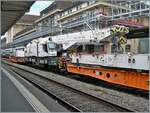 Der dem mächtigen Rhomberg Sersa KRC 1200 Kranwagen (CH RSRM99 85 9219 102-2) etwa aus der Nähe betrachtet.