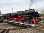01 202, ex DB auf der Drehscheibe im Bw Dresden Altstadt am 17.04.2015.
