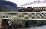 SBB Eb 3/5 Nr.5819 auf der Rheinbrücke bei Koblenz (CH) am 18.04.1984 von der Strassenbrücke mit dem Zollübergang aufgenommen.