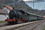 DAMPFER VAL-DE-TRAVERS/VVT.
Mit einem f�r die �ffentlichkeit zug�nglichen Testzug wurde am 24. April 2021 die diesj�hrige Saison er�ffnet. Im Einsatz standen die E 3/3 Krauss Maffei 16388, der B4� 3924, der F4 18827 sowie der B4� 3933. Befahren wurde der Streckenabschnitt St.-Sulpice NE - Noiraigue retour.
Foto: Walter Ruetsch
