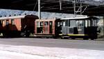 Rangiertraktor SBB Tm 746 Inbetriebsetzung 1965; 95 PS,Vmax 45 km/h, Erbauer RACO Saurer und grüner Rangiertraktor OKK 7 in Brig am 21.08.1979.