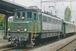 Leider war 25 September 2010 etwas grau w�hrend das regionaler Bahnfest  150 Ann�es de Arc Jurassi�n  mit Auftritt von 10950 mit Extrazug in Neuchatel.
