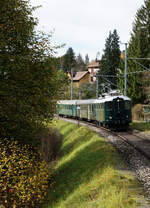 SBB: SBB HISTORIC Erlebnisfahrt Route  Vue des Alpes  mit der Re 4/4 I 10001 bei Villeret BE am 28.