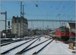 Selbst im IR Verkehr kann die SBB zu meiner Freude noch nicht auf die bew�hrten und sch�nen Re 4/4 II verzichten.