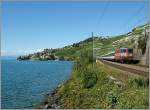 Ein erster Versuch mit dem neuen Bildbearbeitungsprogramm, an welches ich mich aber erst noch gew�hnen muss,   Swiss-Express Re 4/4 II mit einem IR bei St-Saphorin.
