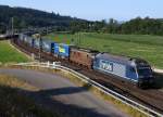 BLS: Doppeltraktion ALT und NEU in den Farben blau und braun bei Langenthal am 15.