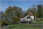 Der Leuk Leukerbad Bahn (LLB) Triebwagen mit der Anschrift ABFe 2/4 N° 10 der Blonay Chamby Bahn ist mit passenden Wagen kurz vor Chaulin auf dem Weg in Richtung Chamby. 

27. Okt 2024
