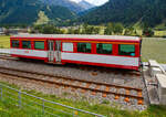 Der vierachsige Personenwagen A 4161 der DFB Dampfbahn Furka-Bergstrecke AG, ex MGB A 2061, ex BVZ A 2061, ein Mitteleinstiegswagen der 1. Klasse noch in MGB Lackierung, ist am 07 September 2021 in Oberwald (Wallis) abgestellt, aufgenommen aus einem fahrenden MGB-Zug heraus. Aktuell ist der Wagen frisch lackiert als DFB Infowagen A 4161 im Bahnhof Oberwald abgestellt (als Provisorium Oberwald, tr�gt er denVermerk darf den Bhf. Oberwald nicht Verlassen). 

Der Wagen wurde 1961 von SIG (Schweizerische Industrie-Gesellschaft) in Neuhausen am Rheinfall gebaut und an die damalige BVZ (Brig-Visp-Zermatt-Bahn / BVZ Zermatt-Bahn) als A 2061 geliefert. Nach dem Zusammenschuss am 01. Januar 2003 der BVZ mit der Furka-Oberalp-Bahn (FO) zur Matterhorn-Gotthard-Bahn wurde er zum MGB A 2061, im Jahr 2016 ging er dann an die DFB. 

TECHNISCHE DATEN
Hersteller: SIG
Baujahr: 1961
Spurweite: 1.000 mm (Meterspur)
Anzahl der Achsen 4 (2´2´)
L�nge �ber Puffer : 15.780 mm
L�nge des Wagenkastens: 14.900 mm
Breite: 2.656 mm
H�he: 3.365 mm
Drehzapfenabstand: 11.010 mm
Achsabstand im Drehgestell: 1.800 mm
Laufraddurchmesser: 675 mm
Bremszahnrad: System Abt  (Drehgestell Seite Visp/Talseite)
Eigengewicht:  11,8 t 
Ladegewicht:  3 t
Zul. H�chstgeschwindigkeit: 90 km/h
Anzahl der Fenster (1.400 mm breit): 6 (WC-Seite) bzw. 7
Sitzpl�tze: 34 und 2 Klappsitze
Stehpl�tze: 6
Lichte T�rbreite: 2 x 610 mm
Toiletten: 1
Heizung: Zugsammelschiene RhB/MGB
Bremsen: automatische Vakuum- und Handbremse
Zulassungen: MGB und RhB
