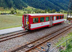 Der vierachsige Personenwagen A 4161 der DFB Dampfbahn Furka-Bergstrecke AG, ex MGB A 2061, ex BVZ A 2061, ein Mitteleinstiegswagen der ersten Wagenklasse noch in MGB Lackierung, ist am 07 September 2021 in Oberwald (Wallis) abgestellt, aufgenommen aus einem fahrenden MGB-Zug heraus. Aktuell ist der Wagen frisch lackiert als DFB Infowagen A 4161 im Bahnhof Oberwald abgestellt (als Provisorium Oberwald, tr�gt er denVermerk darf den Bhf. Oberwald nicht Verlassen). 

Der Wagen wurde 1961 von SIG (Schweizerische Industrie-Gesellschaft) in Neuhausen am Rheinfall gebaut und an die damalige BVZ (Brig-Visp-Zermatt-Bahn / BVZ Zermatt-Bahn) als A 2061 geliefert. Nach dem Zusammenschuss am 01. Januar 2003 der BVZ mit der Furka-Oberalp-Bahn (FO) zur Matterhorn-Gotthard-Bahn wurde er zum MGB A 2061, im Jahr 2016 ging er dann an die DFB. 

TECHNISCHE DATEN
Hersteller: SIG
Baujahr: 1961
Spurweite: 1.000 mm (Meterspur)
Anzahl der Achsen 4 (2´2´)
L�nge �ber Puffer : 15.780 mm
L�nge des Wagenkastens: 14.900 mm
Breite: 2.656 mm
H�he: 3.365 mm
Drehzapfenabstand: 11.010 mm
Achsabstand im Drehgestell: 1.800 mm
Laufraddurchmesser: 675 mm
Bremszahnrad: System Abt  (Drehgestell Seite Visp/Talseite)
Eigengewicht:  11,8 t 
Ladegewicht:  3 t
Zul. H�chstgeschwindigkeit: 90 km/h
Anzahl der Fenster (1.400 mm breit): 6 (WC-Seite) bzw. 7
Sitzpl�tze: 34 und 2 Klappsitze
Stehpl�tze: 6
Lichte T�rbreite: 2 x 610 mm
Toiletten: 1
Heizung: Zugsammelschiene RhB/MGB
Bremsen: automatische Vakuum- und Handbremse
Zulassungen: MGB und RhB
