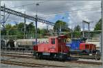 Leider kann dies Bild nicht zeigen, dass die Lok im Vordergund steht, w�hrnd jene im Hintergrund f�hrt; BAM Te III und SBB Eem 923 in Morges.