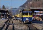 Der etwas eckige BOB Triebwagen 311 wartet in Interlaken Ost auf die Abfahrt nach Lauterbrunnen.