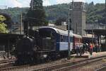 J-S 35 verlasst mit eine der manche Extraz�ge am 17 Mai 2025 Burgdorf -und der Fotograf wird selbst erwischt von einige Reisenden...