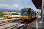 Der TRAVYS / OC Be 4/8 003 wartet in Orbe auf die Abfahrt nach Chavornay.