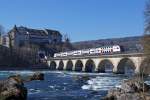 SBB: Die S 16 mit RAe 514 von Siemens beim Passieren der Rheinfallbrücke am 20.