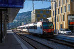Der dreiteilige SBB NPZ Domino-Zug, bestehend aus dem Triebwagen RBe 560 DO 94 85 7 560 210-7 CH-SBB, dem B-INOVA-Zwischenwagen B NPZ DO 50 85 29-43 134-0 CH-SBB und dem ABt NPZ Domino-Steuerwagen 