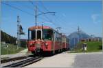 Mit dem schiebenen CEV BDeh 2/4 und dem führenden Bt 222 erreicht der Regionalzug 1387 sein Ziel Les Pléiades.