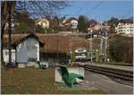 Ein CEV MVR GTW Be 2/6 erreicht den Bahnhof St-Légier Gare von Blonay kommend.