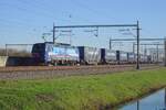 SBBCI 193 528 durchfahrt samt Containerzug Valburg am 8 Februar 2023.