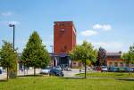   Das Empfangsgeb�ude vom Bahnhof Cheb (Eger) am 01.07.2015, von der Stra�enseite.