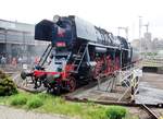 CD 498 104 auf der Drehscheibe im Bw Dresden Altstadt beim 8. Dampfloktreffen in Dresden am 15.04.2016.