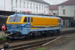 Am 15.Mai 2018 macht CER 365 002 Testfahrten und durchfahrt Bohumín -und wird vom Zug aus fotografiert. Die von CZ LOKO grundlegend modernisierte Loks der Reihe 365 sind die frühere NMBS/SNCB Zweisystemloks der Reihe HLE 12.