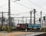 Die ČD 742 086-2 (CZ- ČD 92 54 2 742 086-2) f�hrt am 23.11.2022, mit dem  2.
