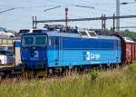   Die ČD Cargo 363 004-3 (CZ ČDC 91 54 363 004-3) abgestellt mit einem G�terzug am 01.07.2015 beim Bahnhof Cheb (Eger).