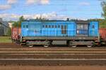 Seitenblick auf CD Cargo 742 345 während Verschiebedienst in Jihlava am 29 Mai 2025.